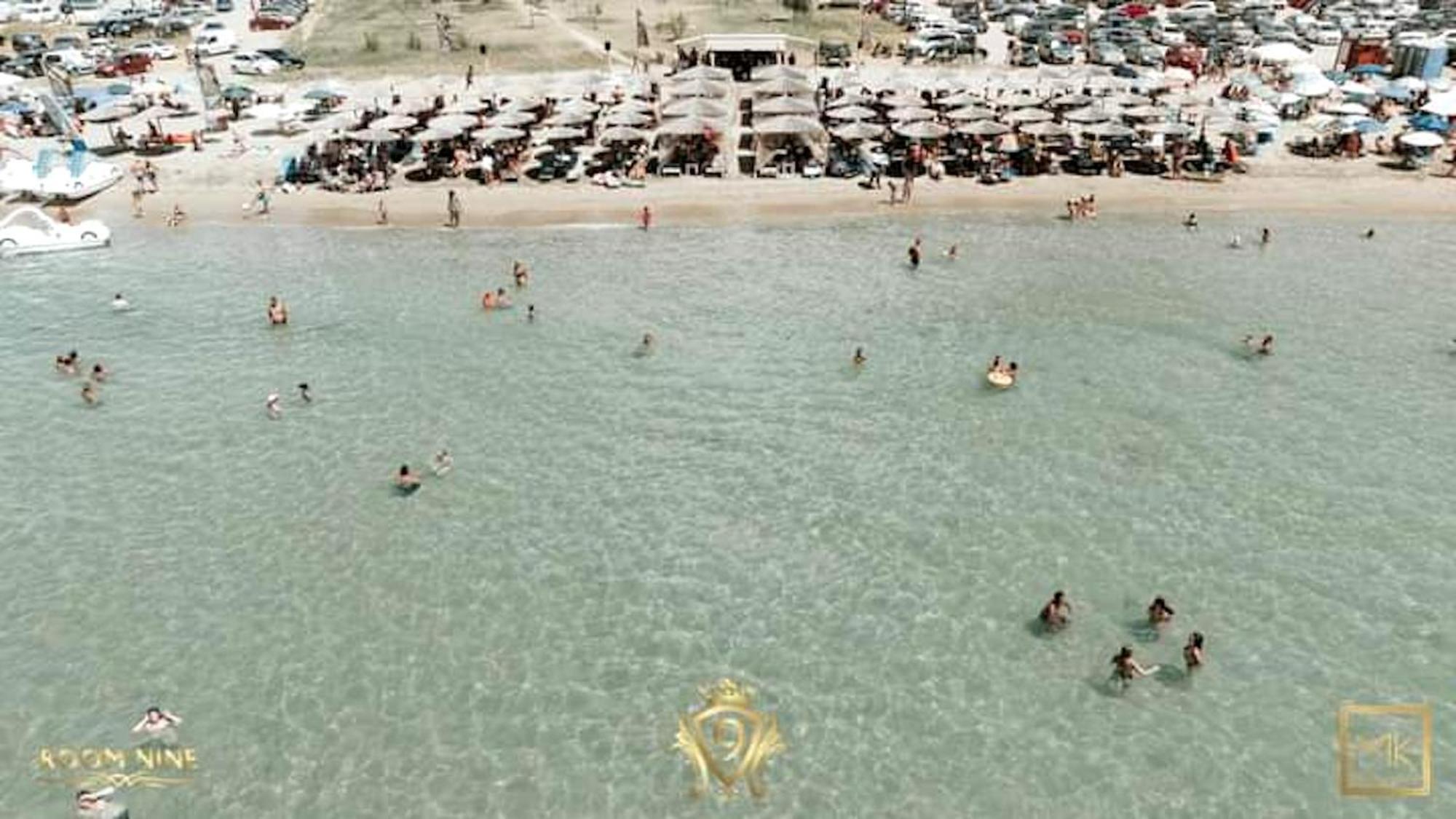 Room Nine 9 Beachfront Apartments Nea Kallikrateia Exterior foto